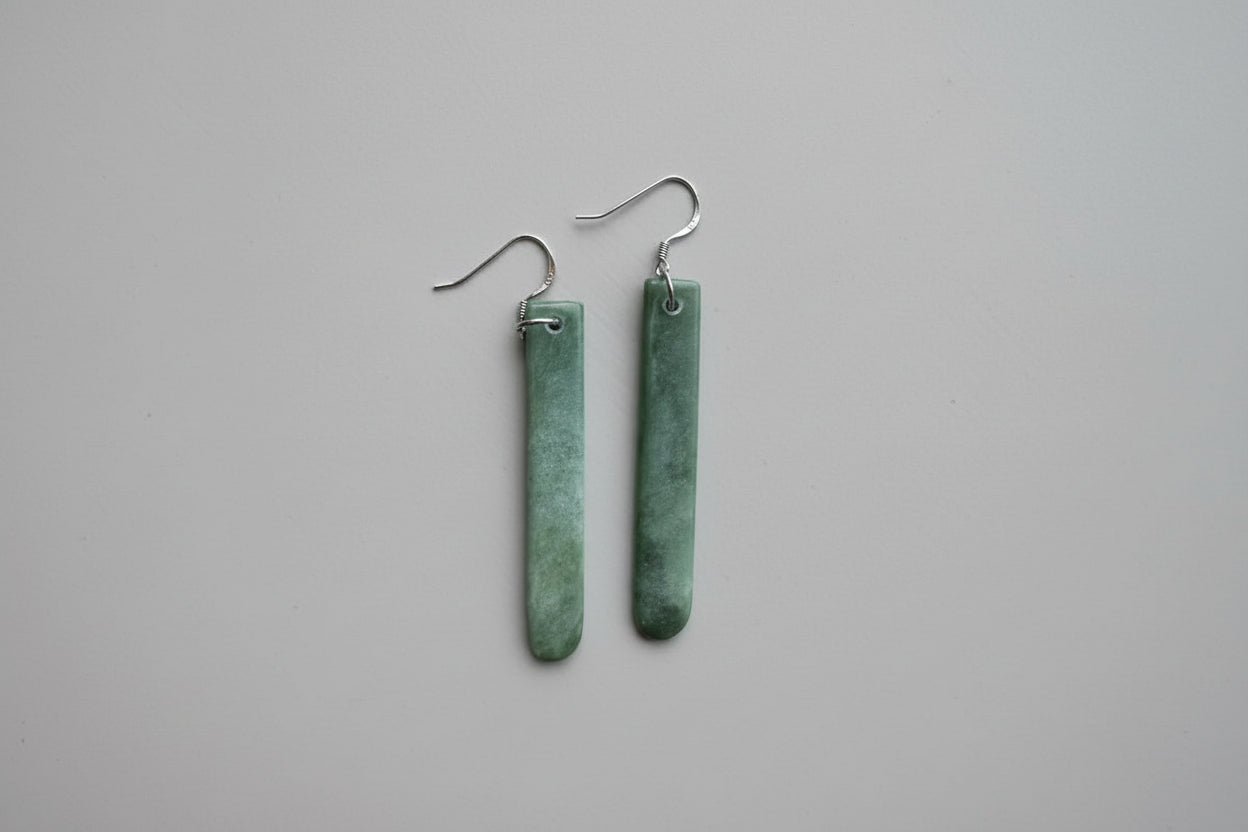 Pounamu Earrings - Medium