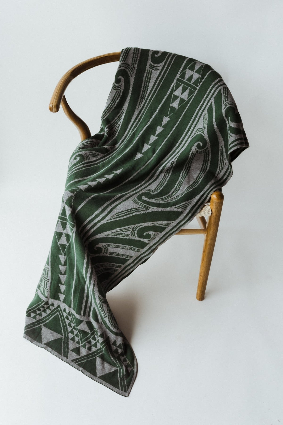 Kōtahi Throw - Green & Grey