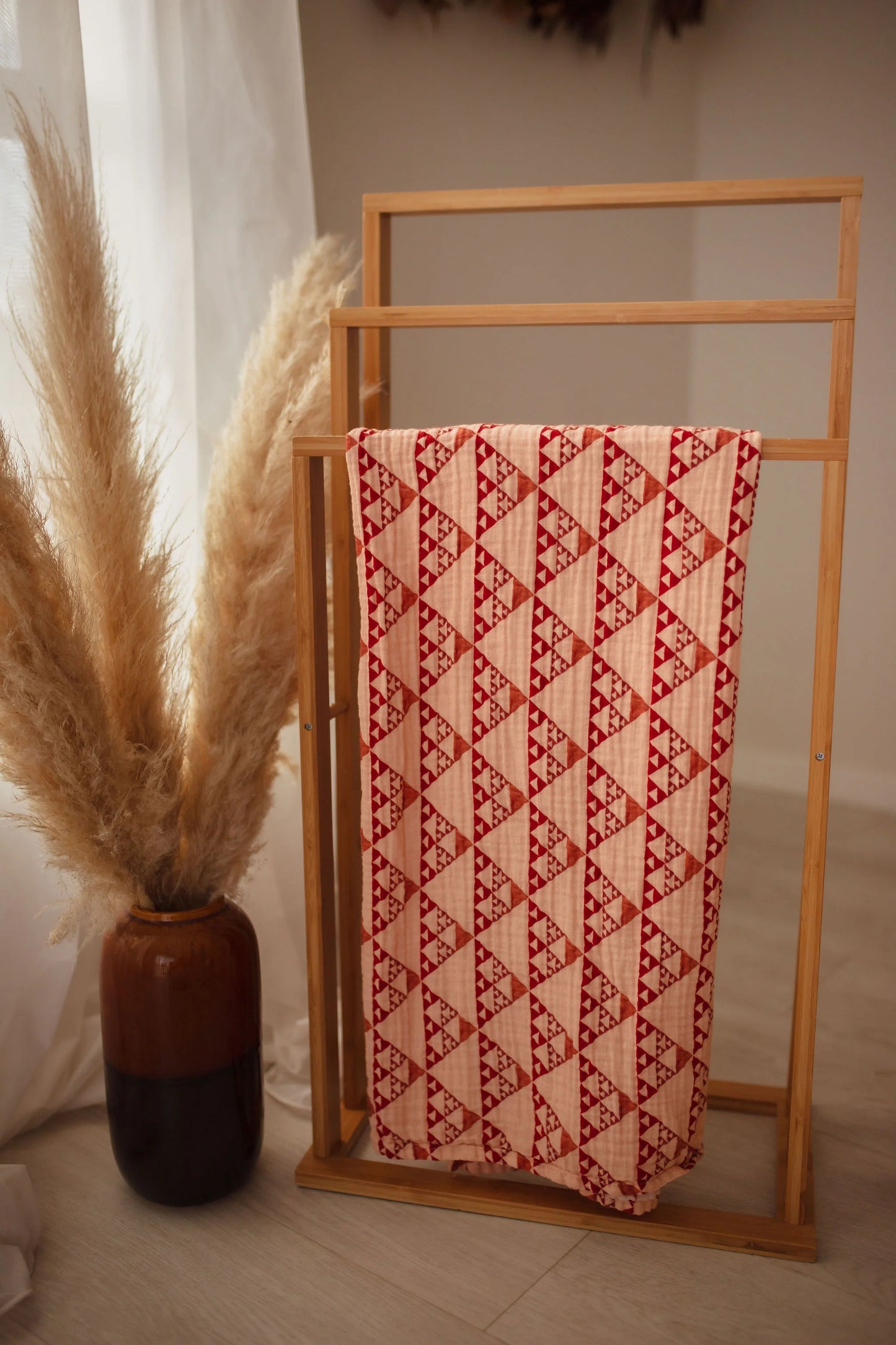 Hononga - Muslin Wrap (Kuratea)