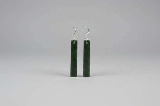 Pounamu Earrings - Medium