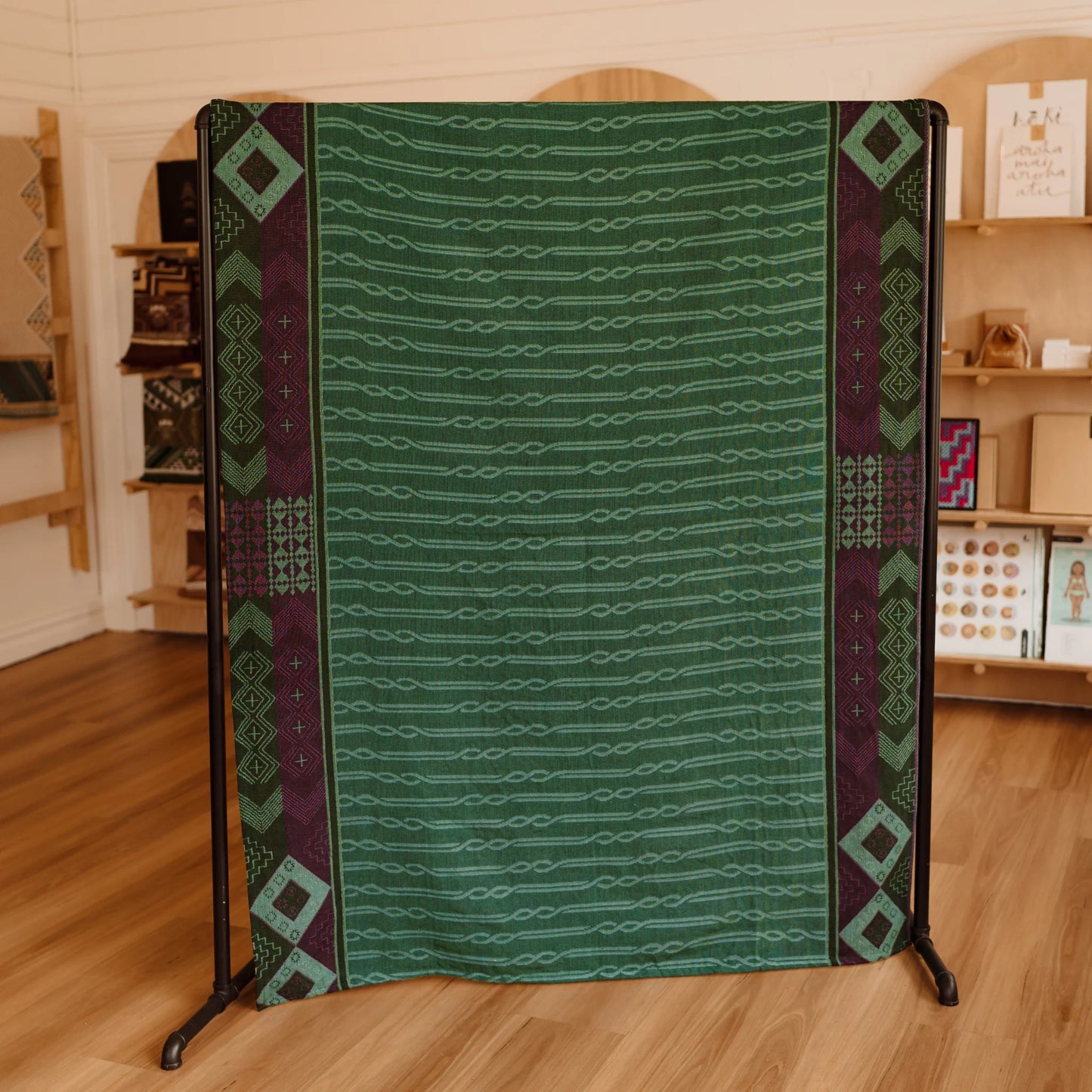 Te Kōkō Mahana Blanket