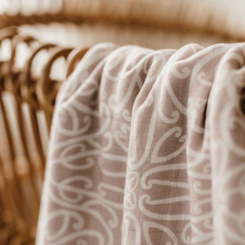 Māori pēpi wrap - Mauve