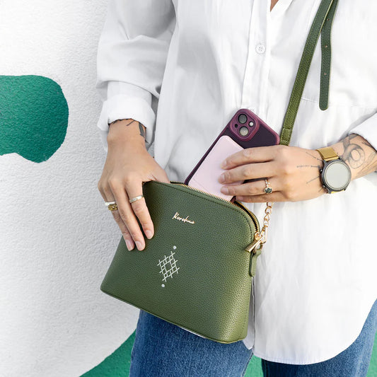 Puāwai Crossbody Pēkē