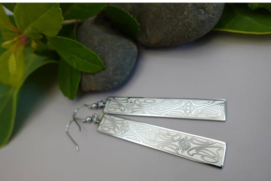 Manawa Roa Earrings - Silver