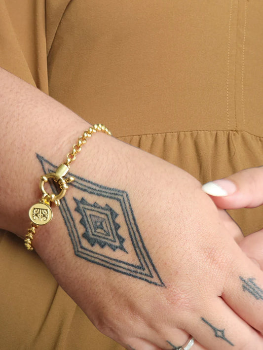 Moko Kauae Bracelet - Gold