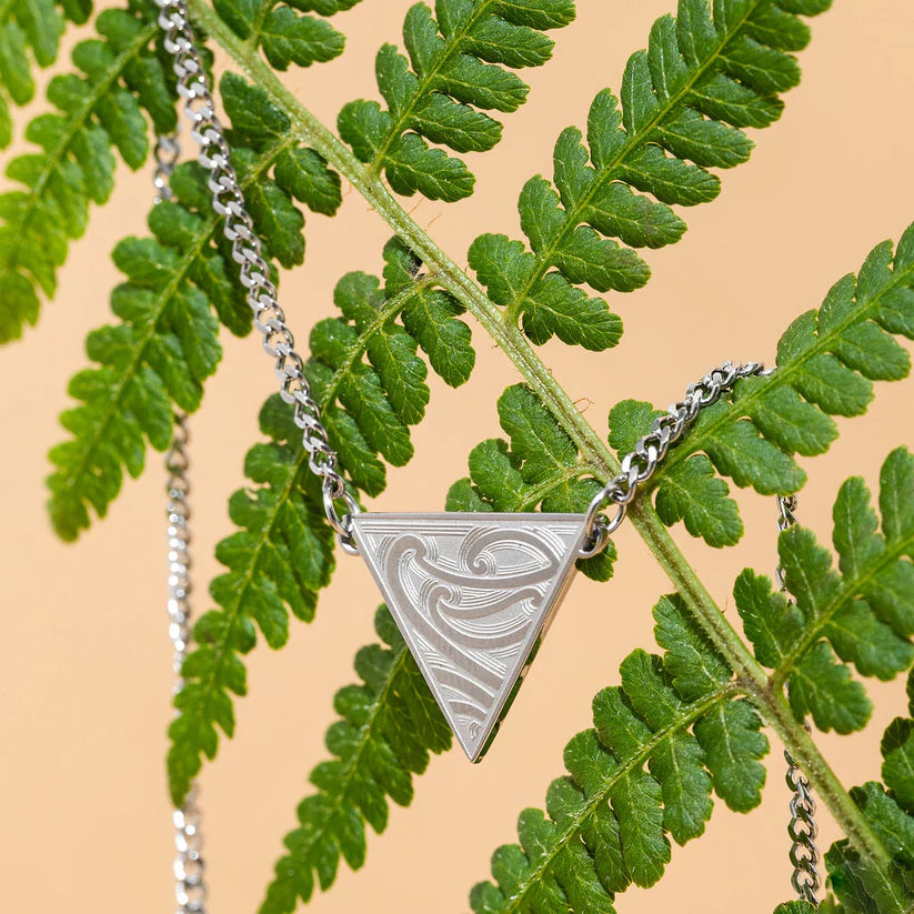 Tapatoru Necklace - Silver