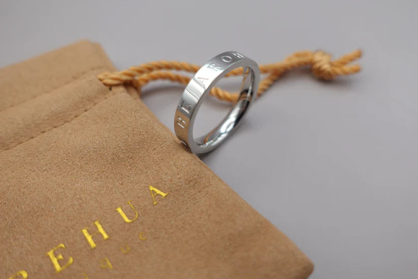 He Aroha Mutunga Kore - Silver