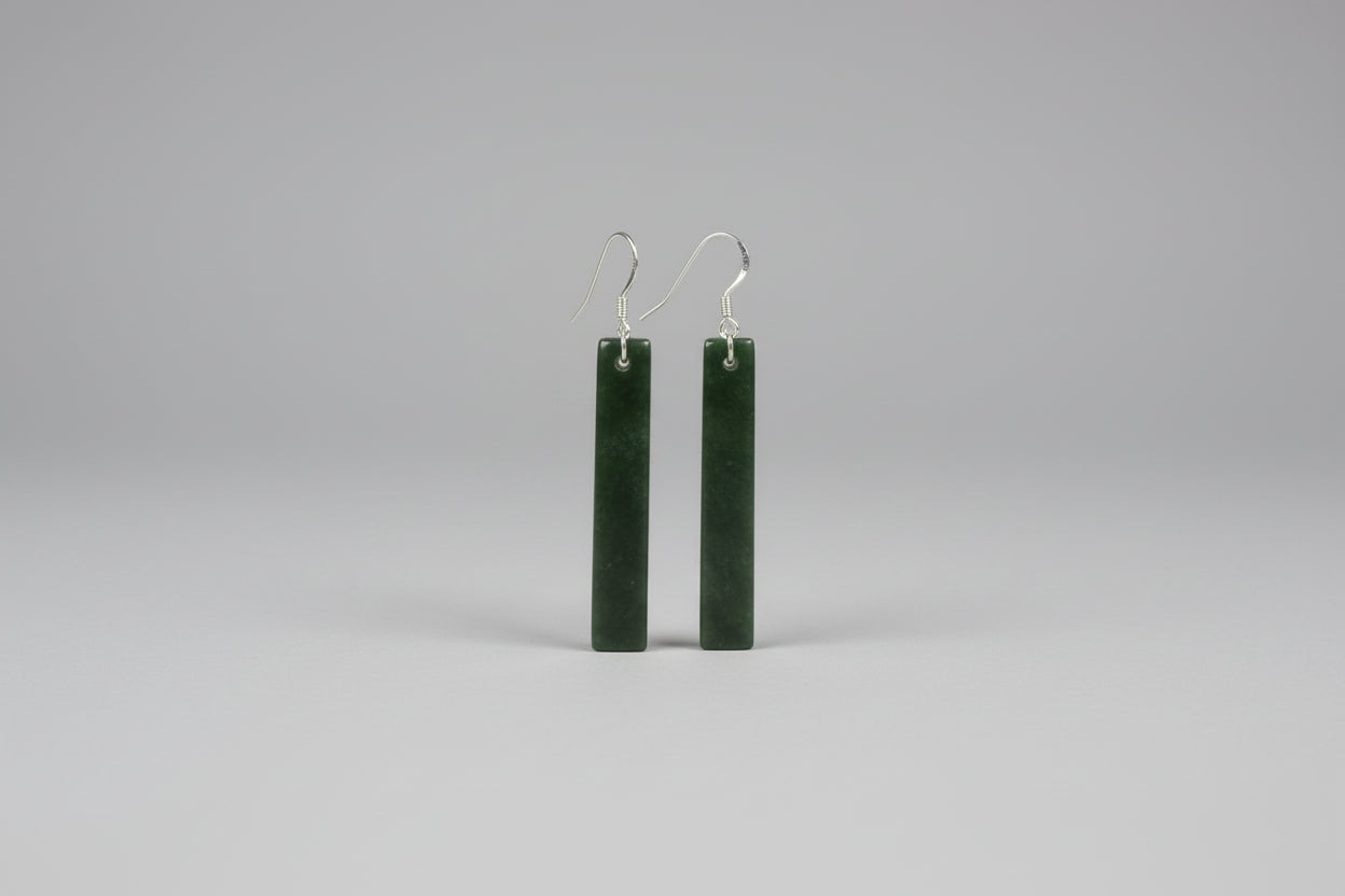 Pounamu Earrings - Medium